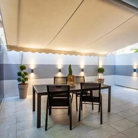 Aretha-simone-your Urban Apartment Thessaloniki